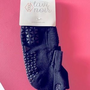COPY - Tavi Noir Black Grip Sock with mesh stripes